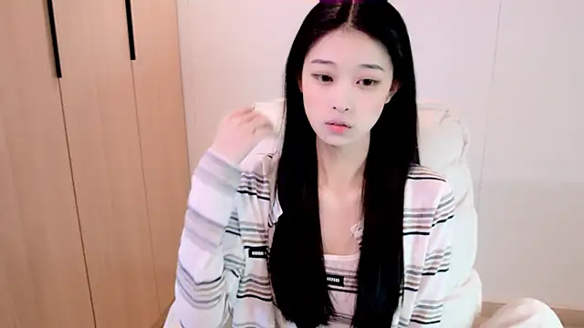 Snapshot of iiiiiiiiiu chatting on 01/19/26, 02:10 iiiiiiiiiu online show from 01/19/26, 02:10