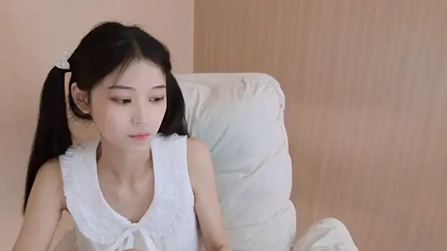 Snapshot of iiiiiiiiiu chatting on 04/09/26, 06:19 iiiiiiiiiu online show from 04/09/26, 06:19