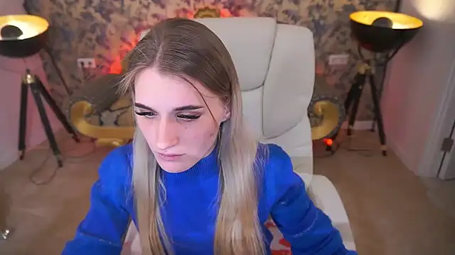 DiamondNina online show from 04/21/26, 07:06