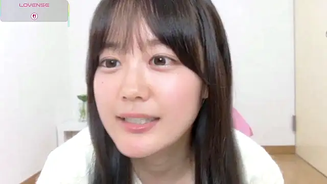 Snapshot of hani-chan chatting on 02/20/26, 12:27 hani-chan online show from 02/20/26, 12:27