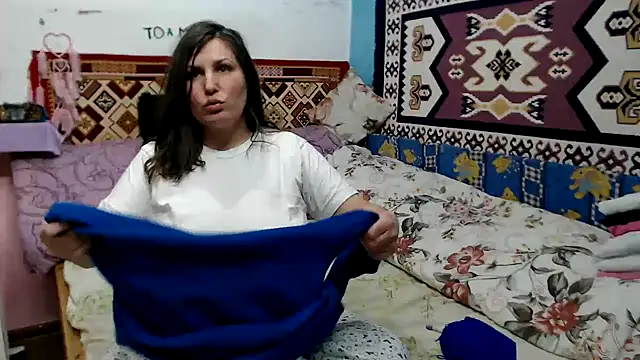 Adelinemilf online show from 02/03/26, 09:47