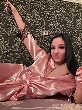 Snapshot of Evelin199 chatting on 02/07/26, 03:05 Evelin199 online show from 02/07/26, 03:05