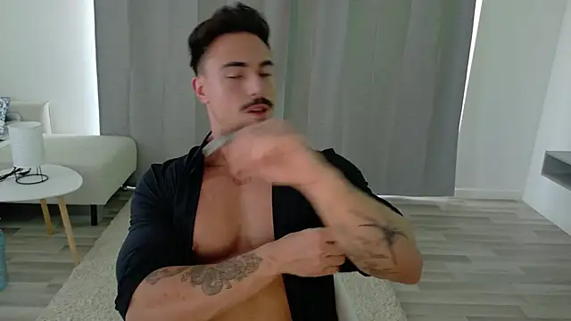 Master Lukas online show from 05/11/26, 04:04
