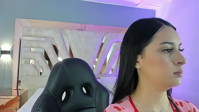 Snapshot of _NatachaDiaz_ chatting on 02/03/26, 11:37 NatachaDiaz online show from 02/03/26, 11:37