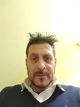 Snapshot of colosone chatting on 02/20/25, 05:40 colosone online show from 02/20/25, 05:40