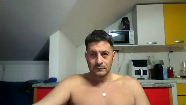 Snapshot of colosone chatting on 11/19/25, 07:30 colosone online show from 11/19/25, 07:30