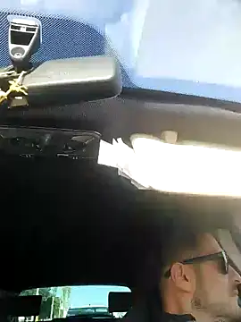 Snapshot of colosone chatting on 11/29/25, 10:40 colosone online show from 11/29/25, 10:40