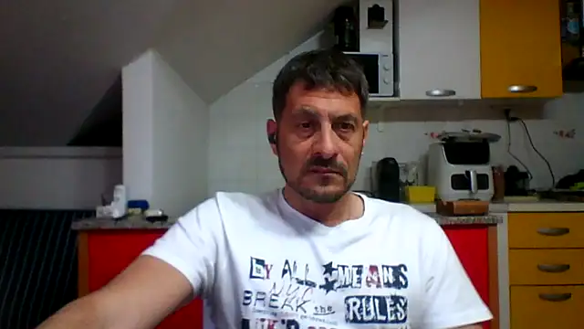 Snapshot of colosone chatting on 05/05/26, 05:48 colosone online show from 05/05/26, 05:48