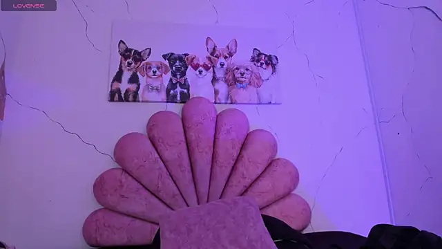 Violett hott  online show from 01/07/26, 12:51