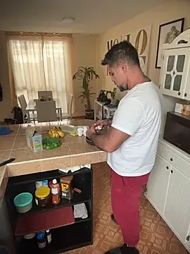 wolfbucker online show from 03/17/26, 01:47