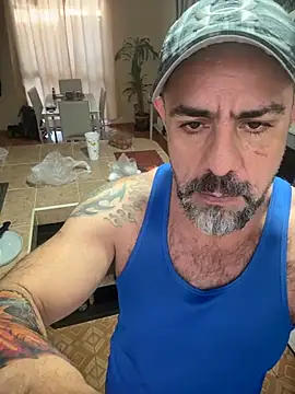 wolfbucker online show from 03/19/26, 01:48