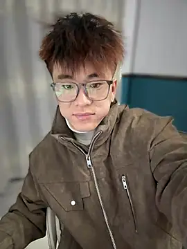 linfei123321 online show from 01/12/26, 11:26