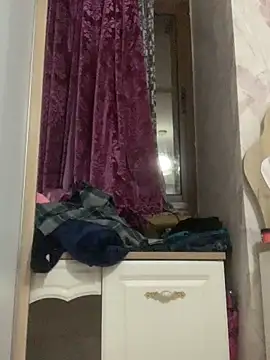 Snapshot of NaaRo-1 chatting on 02/02/26, 09:24 NaaRo-1 online show from 02/02/26, 09:24