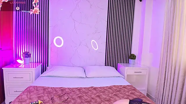 DafneHills  online show from 01/07/26, 08:22