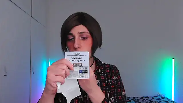 HoneyValentine online show from 03/05/26, 08:05