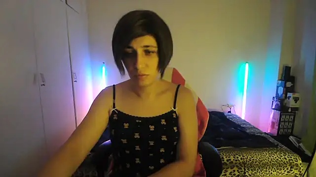 HoneyValentine online show from 07/08/26, 06:56