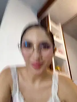 FrierenHot online show from 03/26/26, 06:19