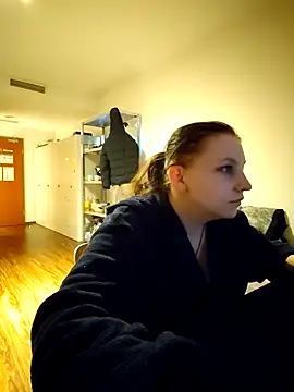 LissieDemons online show from 02/02/26, 11:47