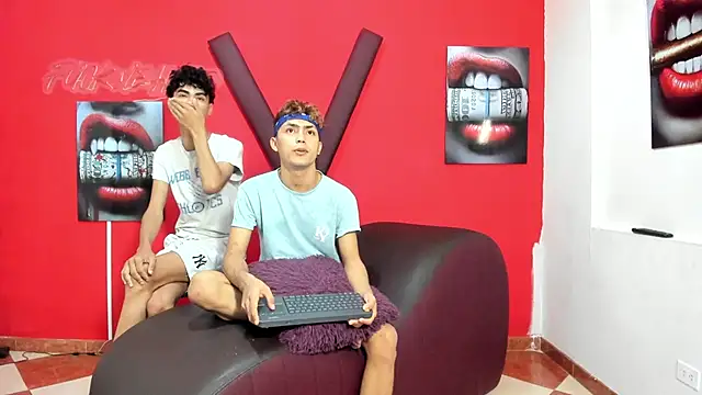 AVENGER BOYS2026 online show from 04/07/26, 07:09