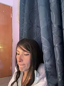 Snapshot of Michelle_ec chatting on 01/08/26, 06:32 Michelle ec online show from 01/08/26, 06:32