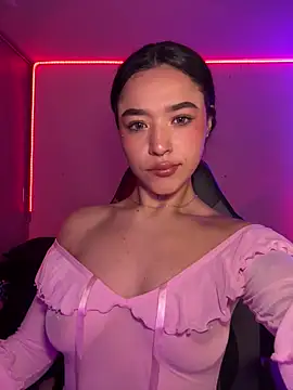 crystal dlun online show from 01/16/26, 04:33