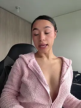 crystal dlun online show from 02/08/26, 03:59