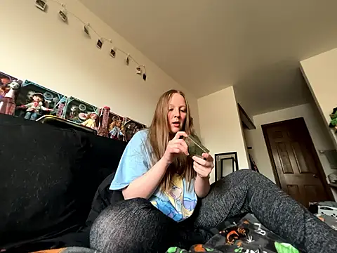 Snapshot of prettygirltracy_12 chatting on 01/11/26, 09:31 prettygirltracy 12 online show from 01/11/26, 09:31