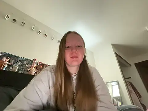 Snapshot of prettygirltracy_12 chatting on 02/01/26, 11:53 prettygirltracy 12 online show from 02/01/26, 11:53