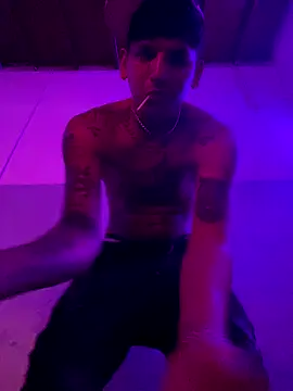 Sam 33 sexy 27 online show from 01/07/26, 12:07