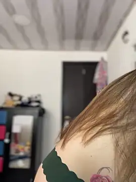 NatalyPinky online show from 05/10/26, 05:40