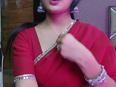 sweet riyaaa online show from 05/18/26, 07:58