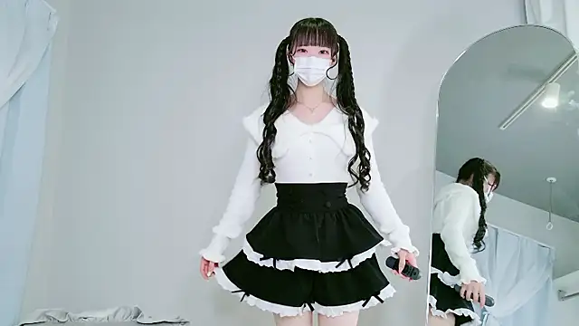 Snapshot of Nonn_chan chatting on 02/18/26, 12:12 Nonn chan online show from 02/18/26, 12:12