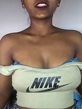 Royal-girl78 online show from 01/06/26, 04:11