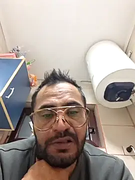 julian-112 online show from 01/15/26, 08:45