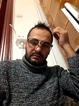 julian-112 online show from 02/02/26, 10:19