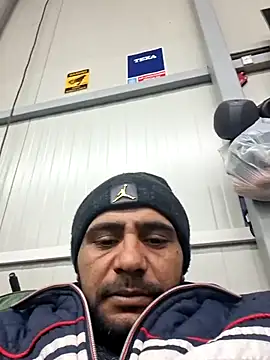julian-112 online show from 02/24/26, 06:39