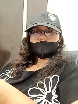 Snapshot of piryasharma005 chatting on 02/16/26, 05:09 piryasharma005 online show from 02/16/26, 05:09