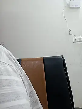 Snapshot of piryasharma005 chatting on 02/26/26, 07:24 piryasharma005 online show from 02/26/26, 07:24