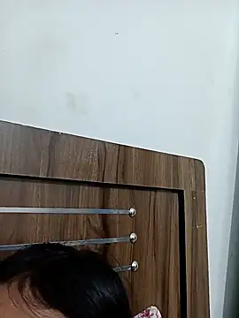 piryasharma005 online show from 03/04/26, 11:00