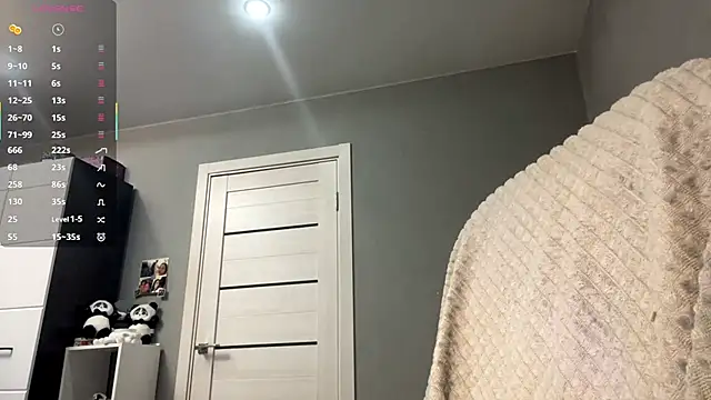 TomiRodenberg online show from 01/10/26, 01:13