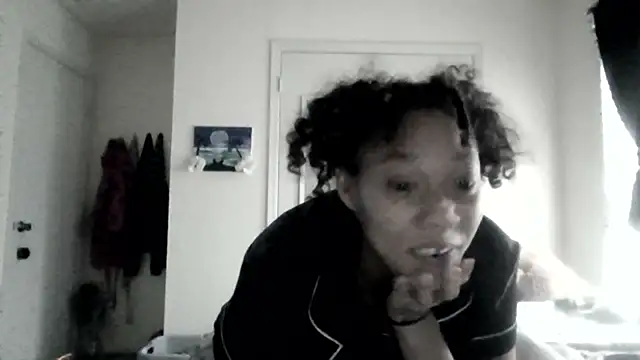 Tamiii420 online show from 04/25/26, 02:14