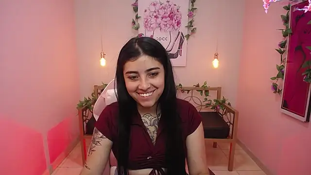 Snapshot of Adri_gomez_x chatting on 07/02/26, 12:11 Adri gomez x online show from 07/02/26, 12:11