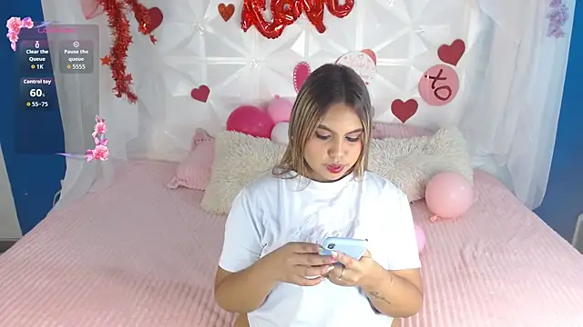 esmeralda cuisman online show from 02/14/26, 11:51