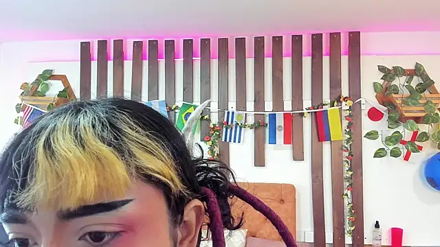 MeowMota  online show from 07/09/26, 06:34