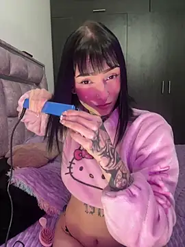 dulce-katt online show from 02/23/26, 11:24