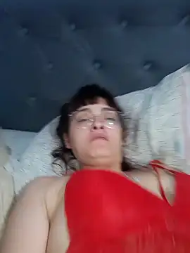 Snapshot of lightblueladyy1 chatting on 02/12/26, 03:51 lightblueladyy1 online show from 02/12/26, 03:51