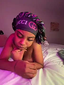 oshun6360 online show from 03/04/26, 02:17