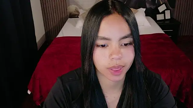 SofiaMante  online show from 02/09/26, 10:36