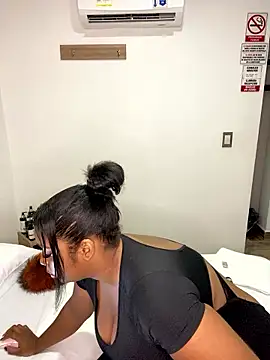 Snapshot of NataliaMillers chatting on 01/14/26, 12:33 NataliaMillers online show from 01/14/26, 12:33