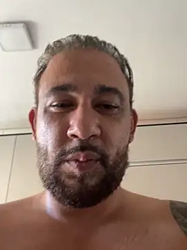 Snapshot of fabbronxer chatting on 02/11/26, 07:41 fabbronxer online show from 02/11/26, 07:41